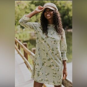 Roolee The Tucson Smocked Floral Dress Smocked Wrist Neckline Green Large